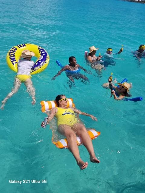 Bermuda party boat charter photo 2