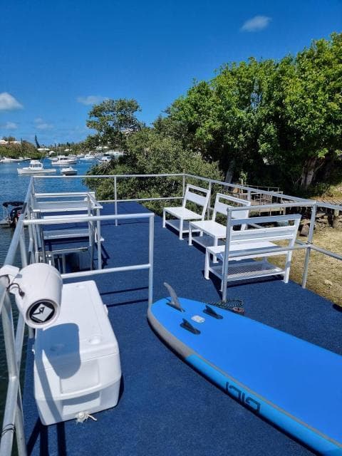 Bermuda party boat charter photo 5